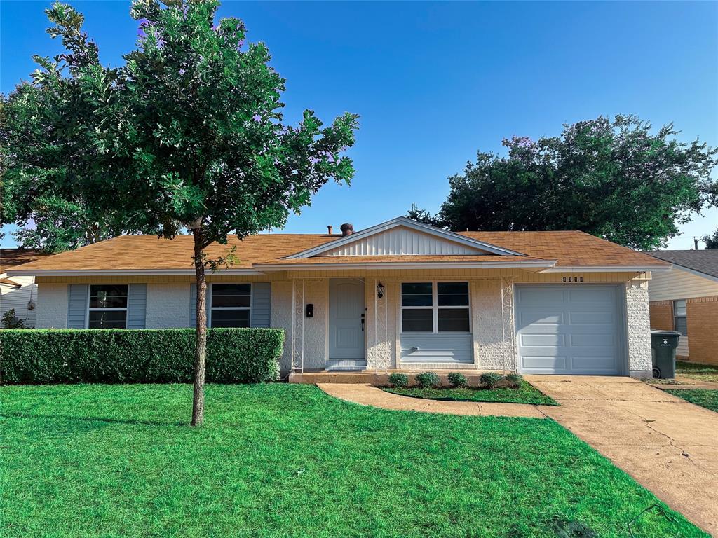 Ancilla Dr, Garland, TX 75042