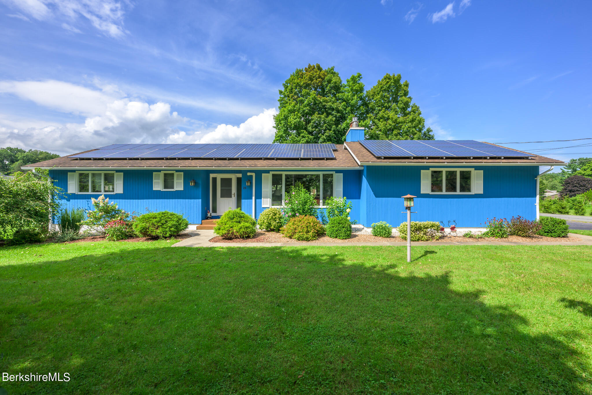 State Line Rd, West Stockbridge, MA 01266