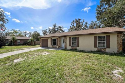 3 - 3601 Deborah Drive, House other with 3 bedrooms, 1 bathrooms and null parking in Lakeland FL | Image 3