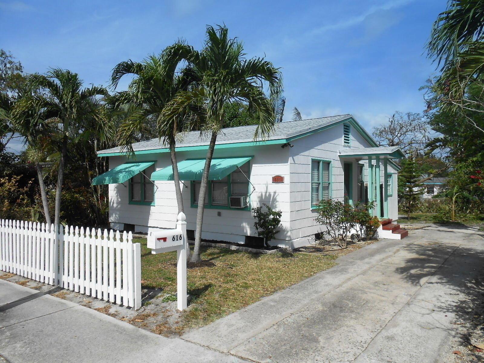 A St, Lake Worth, FL 33460