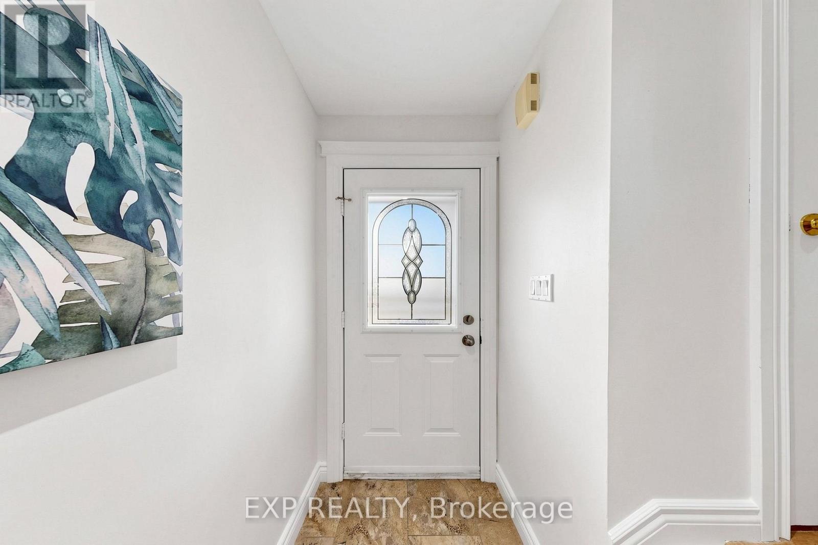 Residential in Mississauga (Hurontario) 3