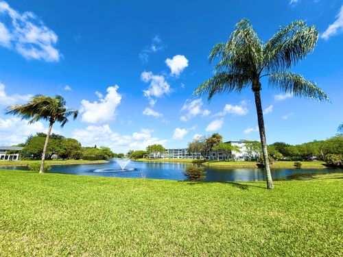 4015-4015 Oakridge A, Deerfield Beach, FL, 33442-1955 | Card Image