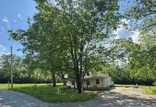 205 Highland Ct, Danville, KY, 40422-2132 | Card Image