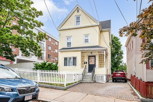 37 Belmont St, Somerville, MA, 02143-2538 | Card Image