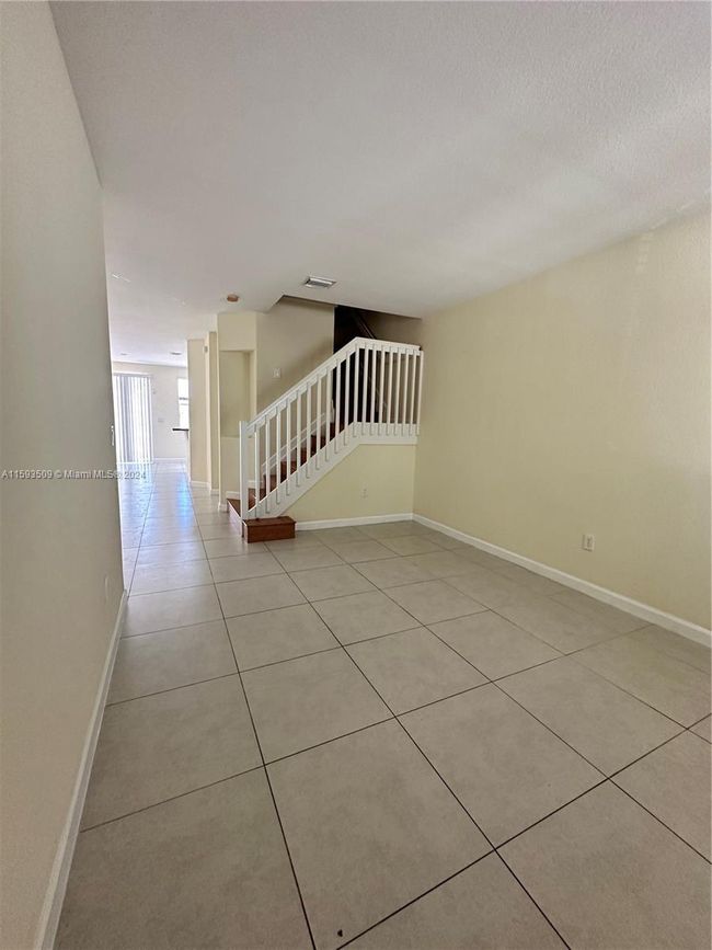 10967 - 10967 Nw 79th St, Townhouse with 4 bedrooms, 2 bathrooms and null parking in Doral FL | Image 26