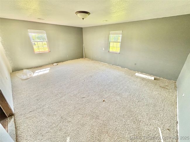 10054 W Perry Rd, House other with 3 bedrooms, 2 bathrooms and null parking in Stigler OK | Image 11