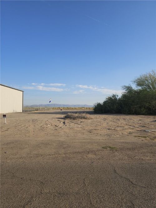 1916 E Oatman Pl, Mohave Valley, AZ, 86440 | Card Image