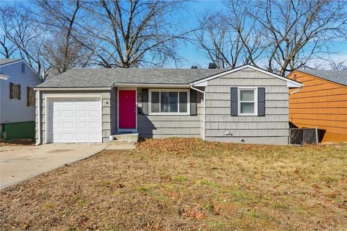 4828 N Tullis Ave, Kansas City, MO, 64119-4243 | Card Image