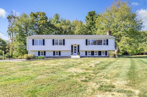 484 New England Ln, Orange, CT, 06477-2633 | Card Image