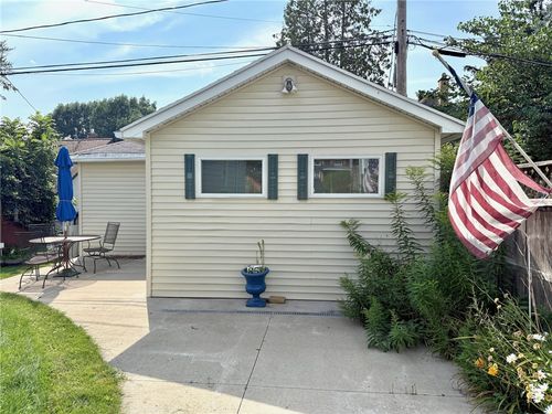 5156 Saint Paul Blvd, Irondequoit, NY, 14617-1117 | Card Image