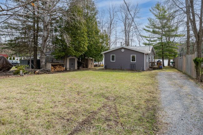 1058 Memory Lane, House other with 2 bedrooms, 1 bathrooms and 6 parking in Verona ON | Image 8