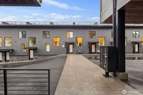 c107-614 5th Avenue S, Edmonds, WA, 98020 | Card Image