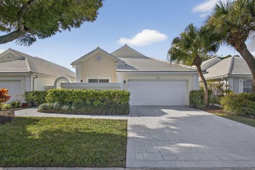 18 Selby Ln, Palm Beach Gardens, FL, 33418-7133 | Card Image
