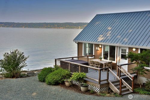 4653 Saratoga Rd, Langley, WA, 98260-8428 | Card Image