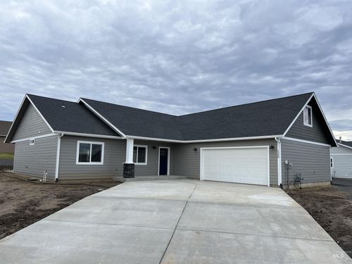 1746 Yellowstone Ct, Lewiston, ID, 83501-1003 | Card Image