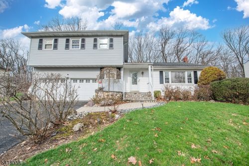 10 Celtic Way, Parsippany, NJ, 07054-1410 | Card Image
