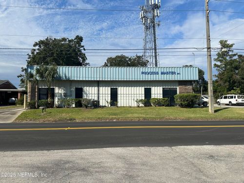 1828 Foster Dr, Jacksonville, FL, 32216-3105 | Card Image
