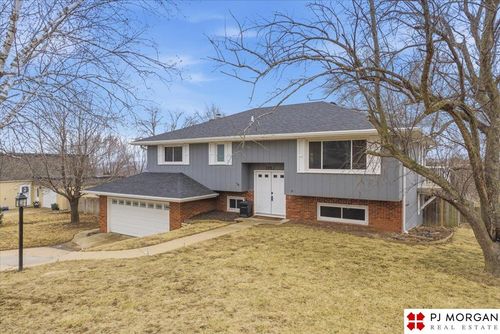 3083 College Dr, Blair, NE, 68008-1044 | Card Image