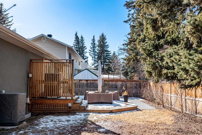 10608 Willowind Place Se, Home with 4 bedrooms, 3 bathrooms and 4 parking in Calgary AB | Image 45