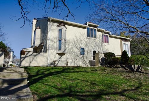 5 Greate Bay Dr, Somers Point, NJ, 08244-1756 | Card Image