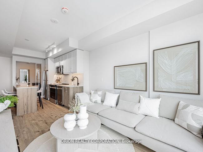 214 - 201 Brock St S, Condo with 1 bedrooms, 2 bathrooms and 1 parking in Whitby ON | Image 14