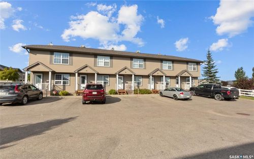 118-700 2 Ave S, Martensville, SK, S0K0A2 | Card Image
