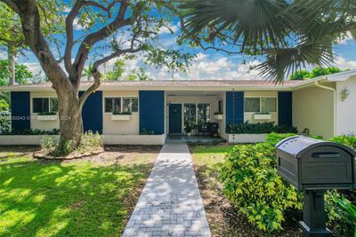 15840 Sw 84th Ave, House other with 3 bedrooms, 2 bathrooms and null parking in Palmetto Bay FL | Image 3