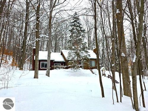 478-6479 Kliffendorf, Bellaire, MI, 49615-9185 | Card Image