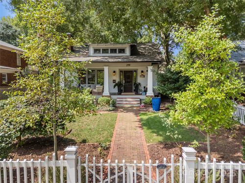 2119 The Plz, Charlotte, NC, 28205-3033 | Card Image