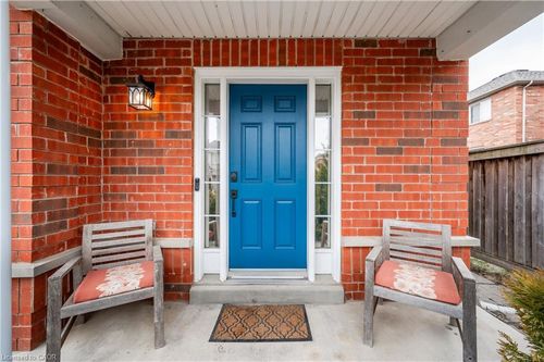 22 Albery Rd, Brampton, ON, L7A0K7 | Card Image
