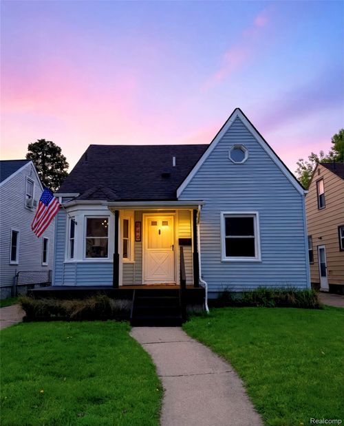 640 Wordsworth St, Ferndale, MI, 48220-2553 | Card Image