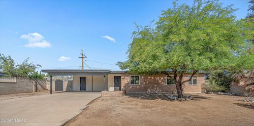 736 S Desert Steppes Dr, Tucson, AZ, 85710-5942 | Card Image
