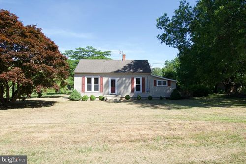 15271 Waterfield St, Painter, VA, 23420-4315 | Card Image