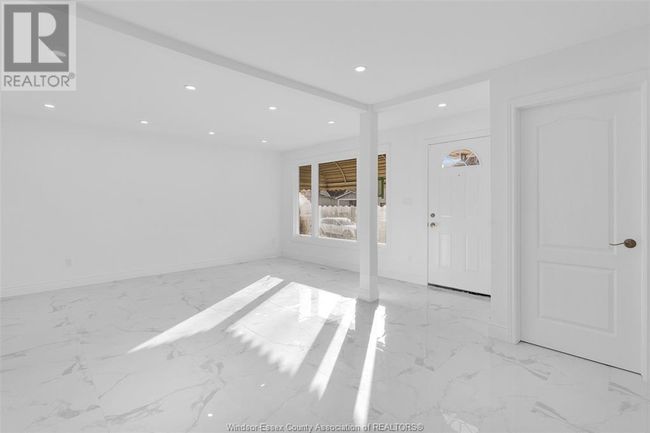1510 Langlois Ave, House other with 4 bedrooms, 2 bathrooms and null parking in Windsor ON | Image 9