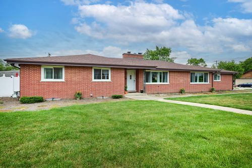 8841 Kathy Ln, Des Plaines, IL, 60016-3969 | Card Image
