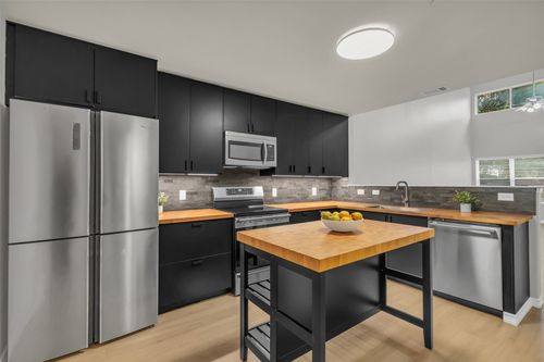 9731 Wake Bridge Dr, Frisco, TX, 75035-4732 | Card Image