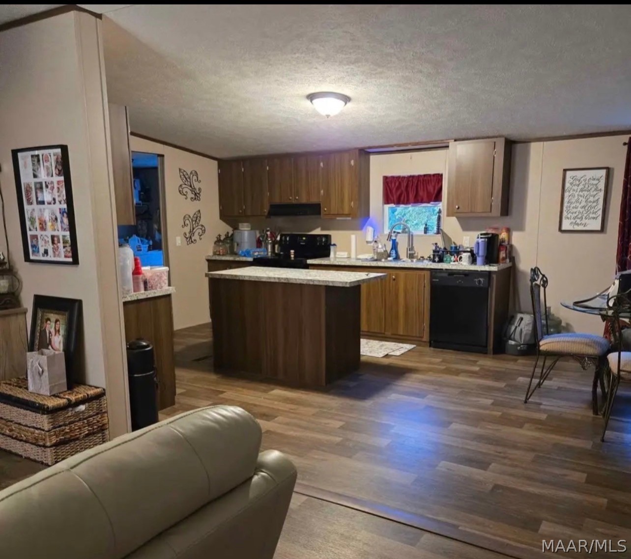 Residential in Honoraville 3