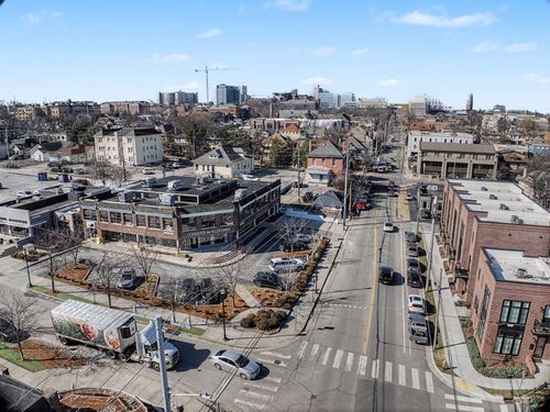 1221 14th Ave S, Nashville, TN, 37212-3001 | Card Image