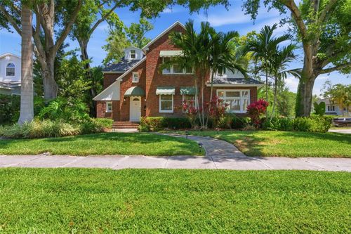 555 18th Ave Ne, St Petersburg, FL, 33704-4603 | Card Image