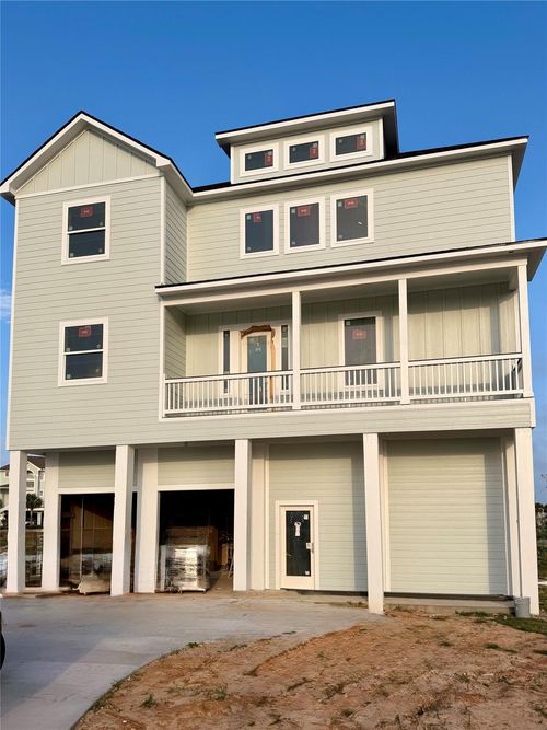 1 Largo, Hitchcock, TX, 77563-3683 | Card Image