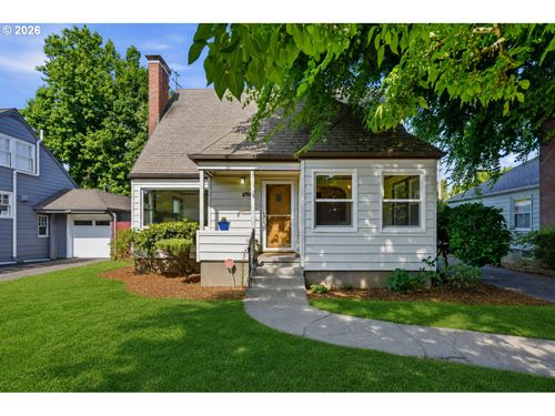 2921 Se 67th Ave, Portland, OR, 97206-1937 | Card Image