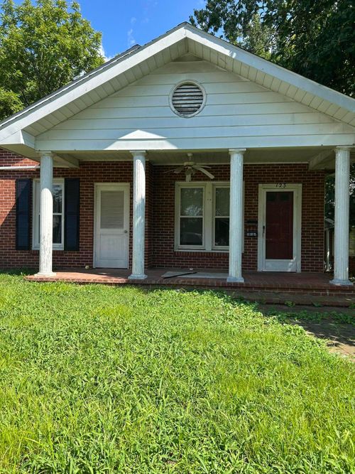 123 S Highland Ave, Princeton, KY, 42445-2220 | Card Image