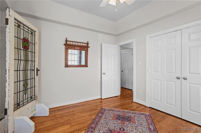 First floor bedroom, front of house | Image 19