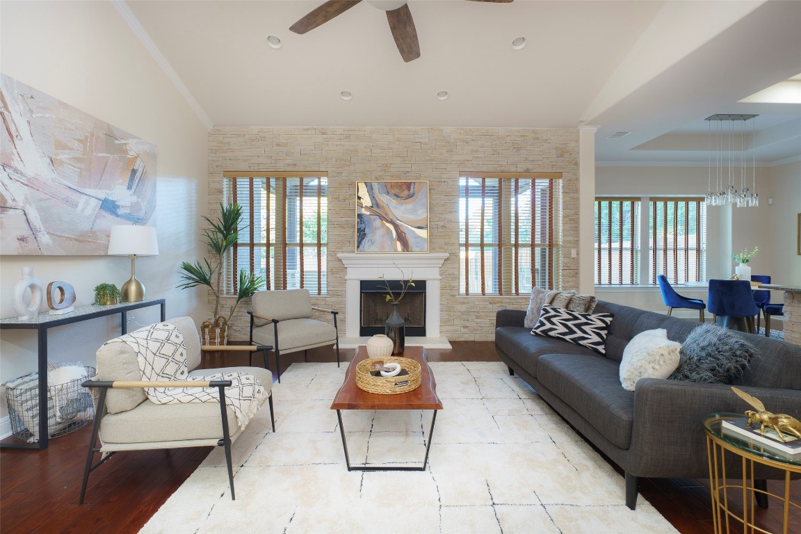 Lou Hollow Pl, Cedar Park, TX 78613