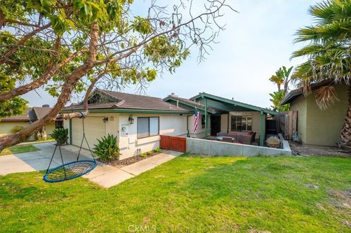 411 Spanish Moss Ln, Arroyo Grande, CA, 93420-6611 | Card Image