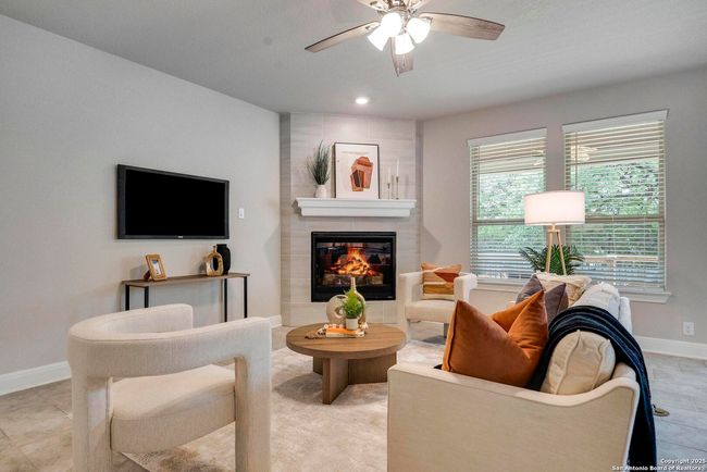 27314 Falls Cv, House other with 5 bedrooms, 4 bathrooms and null parking in Boerne TX | Image 9