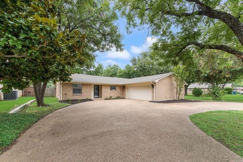 2697 Poplar Dr, Flower Mound, TX, 75028-1732 | Card Image
