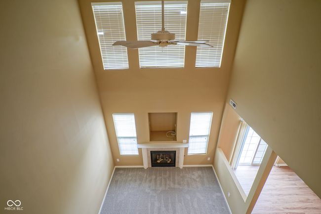 10944 Perry Pear Dr, Condo with 2 bedrooms, 3 bathrooms and null parking in Zionsville IN | Image 21