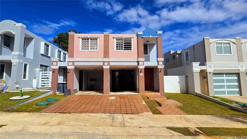 1010-Italia Urb. Plaza De La Fuente, TOA ALTA, PR, 00953 | Card Image
