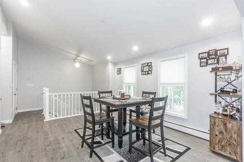 a-156 Little Mill Rd, Sandown, NH, 03873-2532 | Card Image